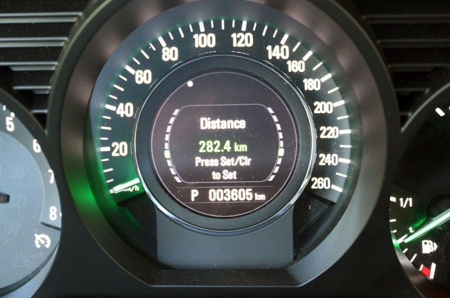  Saab 9-5 Sedan 2010 года  (фото 24 из 199)